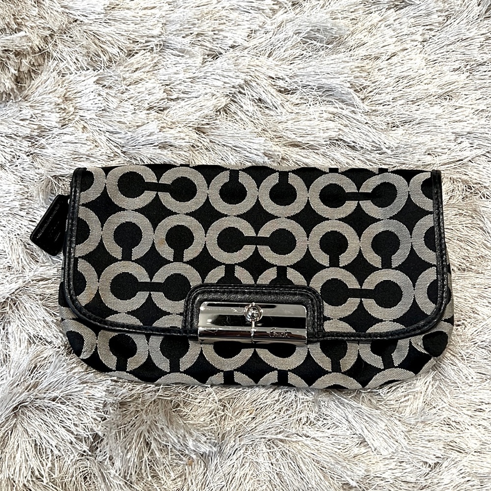 Coach - Black Clutch
